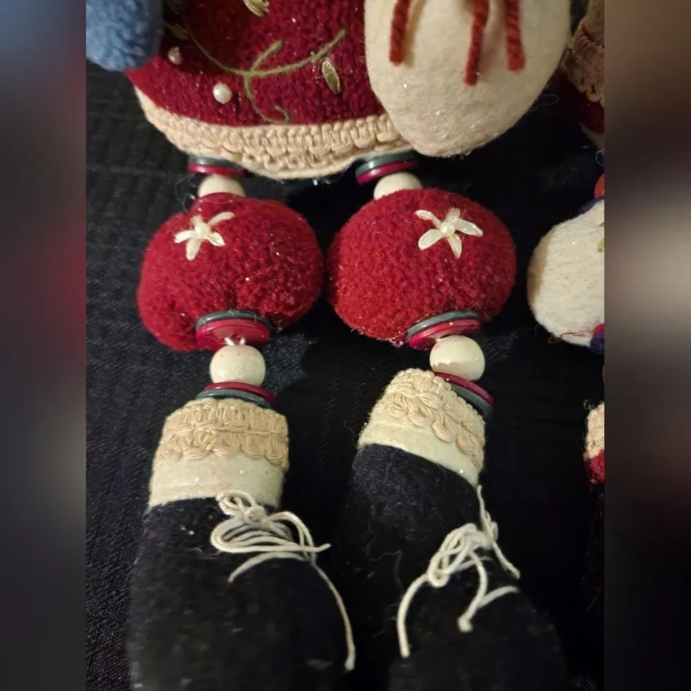 Set of 2 - Plush Santa & Snowman Sitting with Dangle Legs (Beads and Buttons)